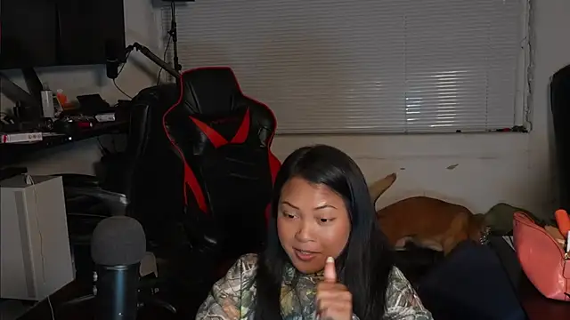 Bubbleliyah live sex cam