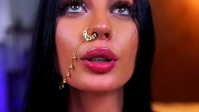 RavennaDArcy live sex cam