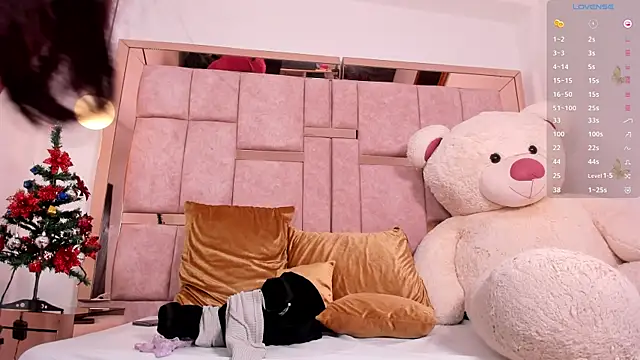 emily_daarell's cam snapshot