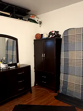 ElegantDic's cam snapshot