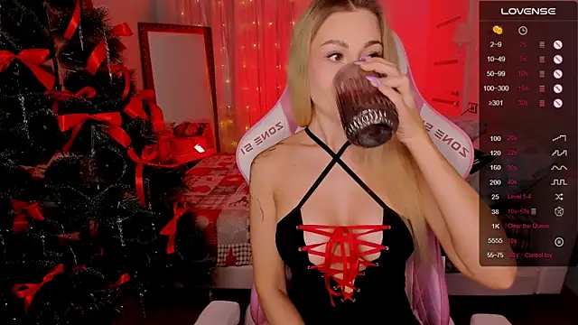 AdeleRoberts's cam snapshot