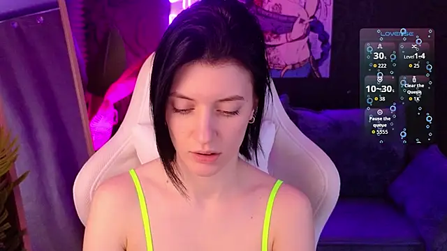 roxy_riot_'s cam snapshot