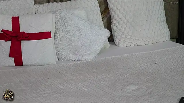 Mishelle-Brizo live sex cam