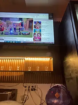 Lia__white live sex cam