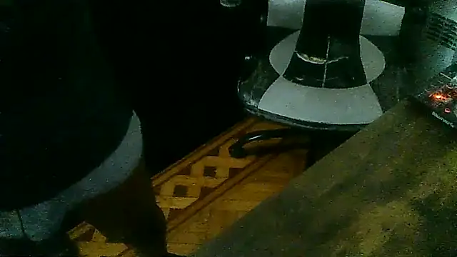 MrUnintentional's cam snapshot