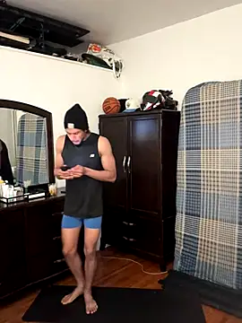 ElegantDic's cam snapshot