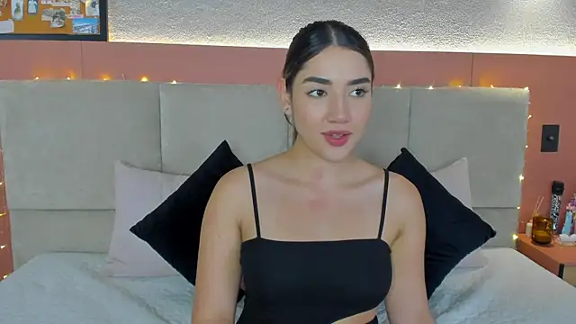 AniiRose's cam snapshot