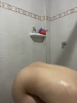 sharlot24's cam snapshot