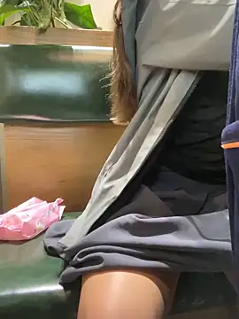 Sunflower_2368sayhi's cam snapshot