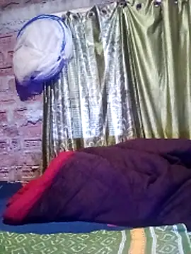 PRIYA_BOBITA's cam snapshot