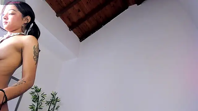 danika_moriii's cam snapshot