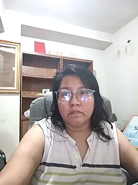 AriPMG's cam snapshot