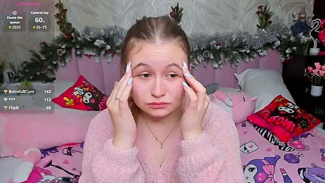 MilanaXHoney's cam snapshot