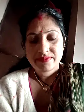 Rayal_bhabi's cam snapshot