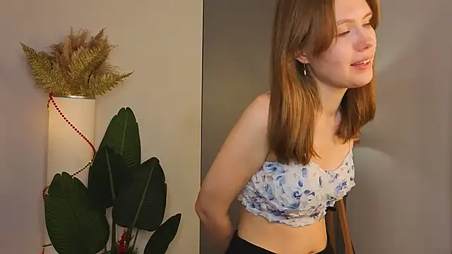 ShannaRois's cam snapshot