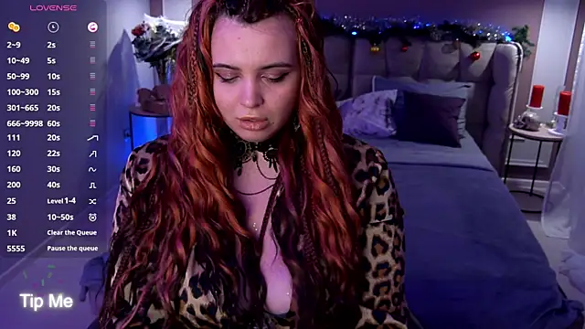 Miss_Maya_Mils live sex cam