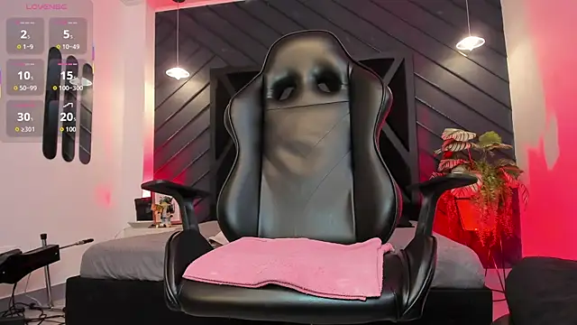 marco_garciia_'s cam snapshot