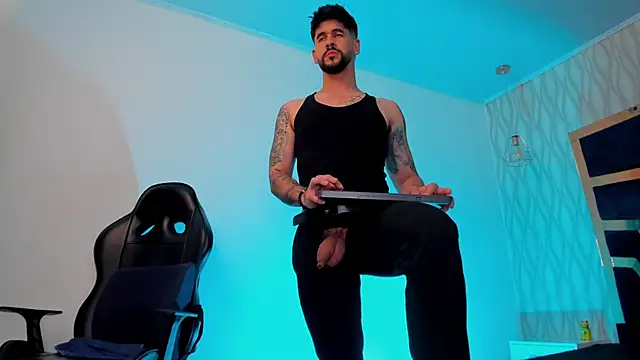 Petesevans live sex cam