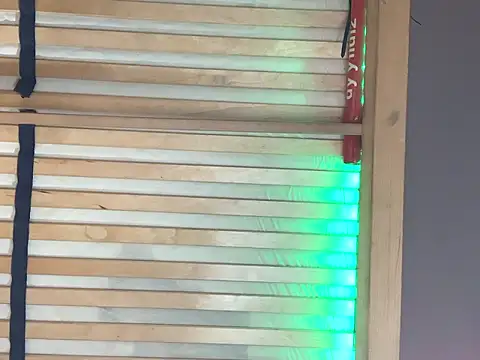 devote_schlampe00's cam snapshot