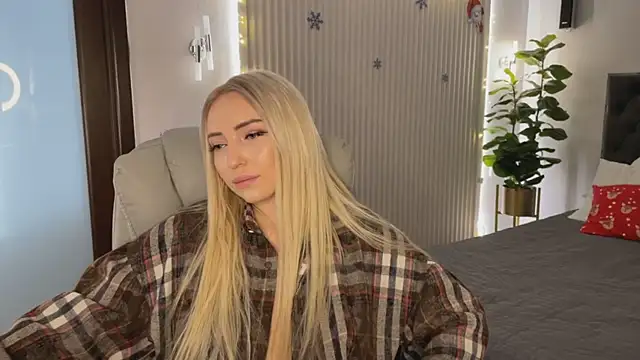 OhMyEmma's cam snapshot