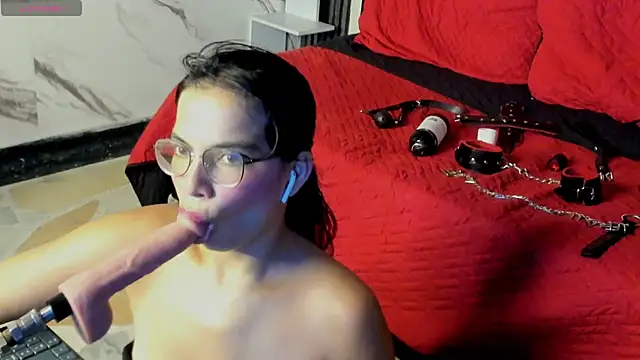 MaraBlake_'s cam snapshot