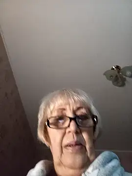 Anatolia5961's cam snapshot