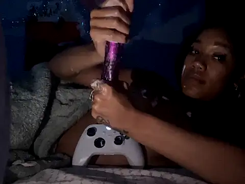 Ahlanacherae_creamz's cam snapshot