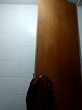 miss_berlyn's cam snapshot