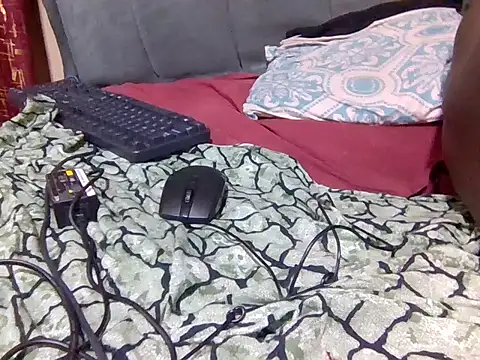 Pussy-Excellence's cam snapshot