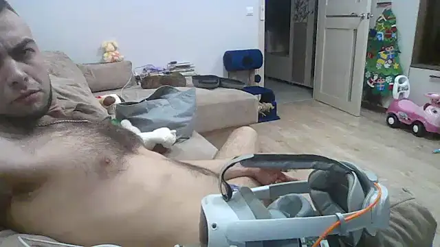 SomeOneMy's cam snapshot