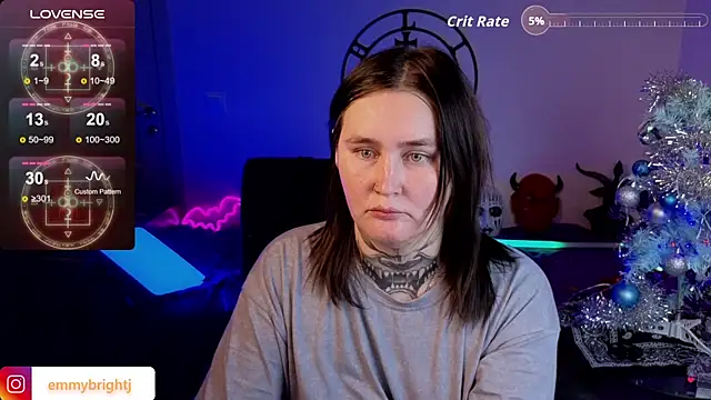 Emmybrightj_'s cam snapshot