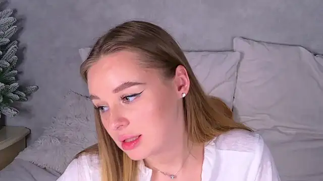 BeatriceEsmont's cam snapshot