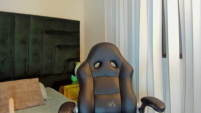 SaraWagner_'s cam snapshot