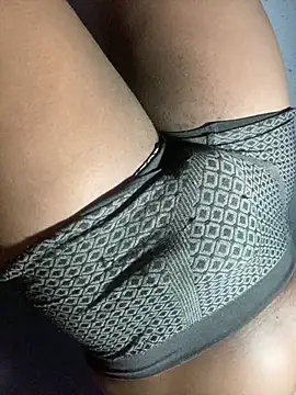 Curvy_conda live sex cam