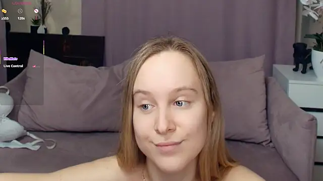 SoonMoor live sex cam