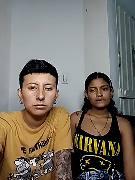 Mei_and_Gaby live sex cam