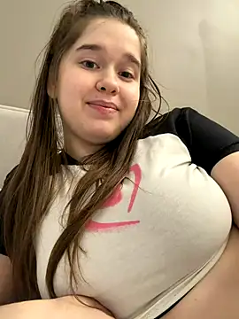 HornyGirlH live sex cam