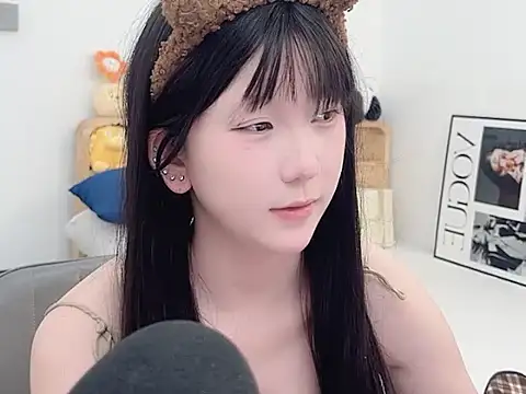 lnua-lnua's cam snapshot