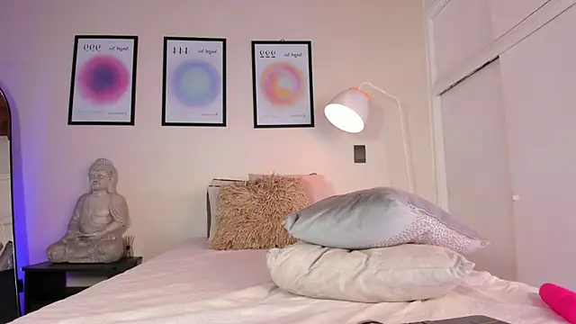 AriaMuse's cam snapshot