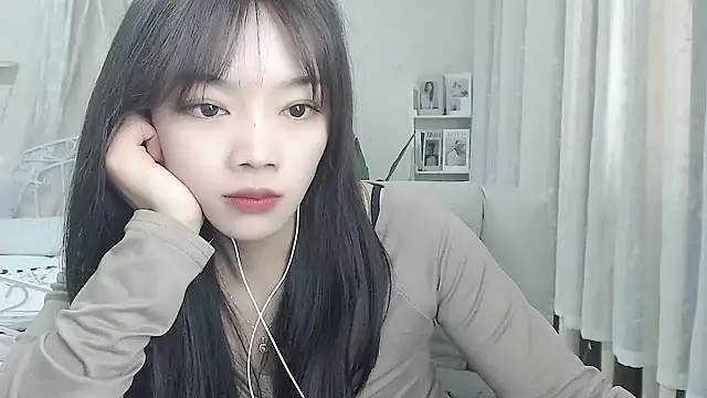 Romy-sweet live sex cam