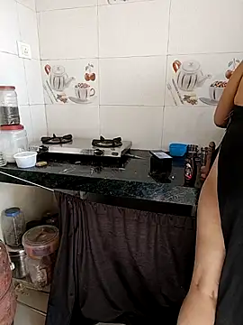 kaamuk_shweta live sex cam