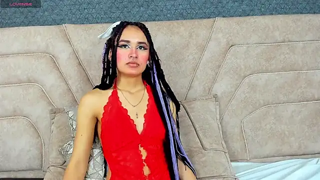 alice_foxred's cam snapshot