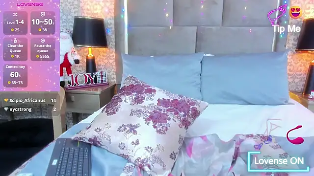 KoralBlum's cam snapshot