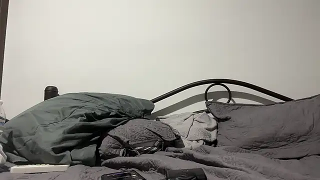 Gorillabutt1414's cam snapshot