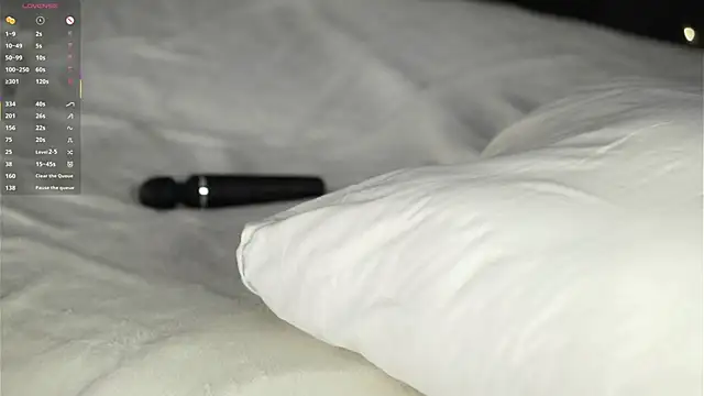 LettySlovacek live sex cam