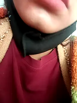 Aaisha-16 live sex cam