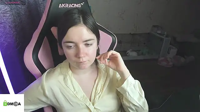 Crazy_forest_fairy's cam snapshot