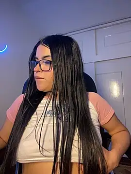 PrettyDafnne's cam snapshot