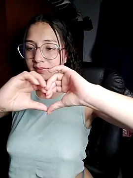 Gwen_Sweet's cam snapshot