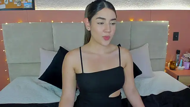 AniiRose live sex cam